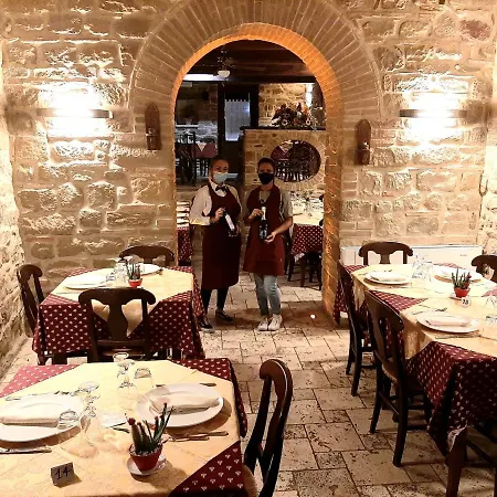 Agriturismo La Loggia Camerino
